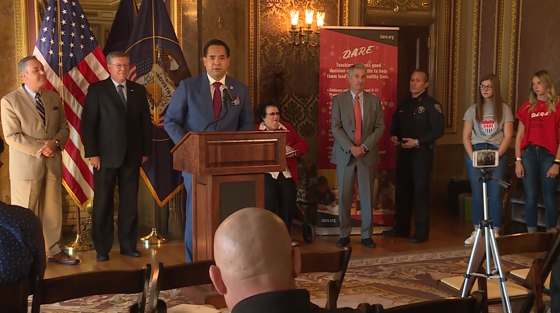 D.A.R.E. Program Steps Up Curriculum For Utah Students | KSL.com