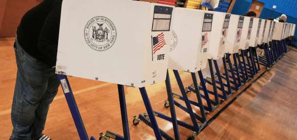 Mamdani slate sweeps Democratic primaries in New York, ousts 2 incumbents from Congress