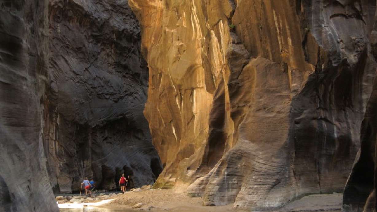 High river flow forces closure of Narrows at Zion Canyon