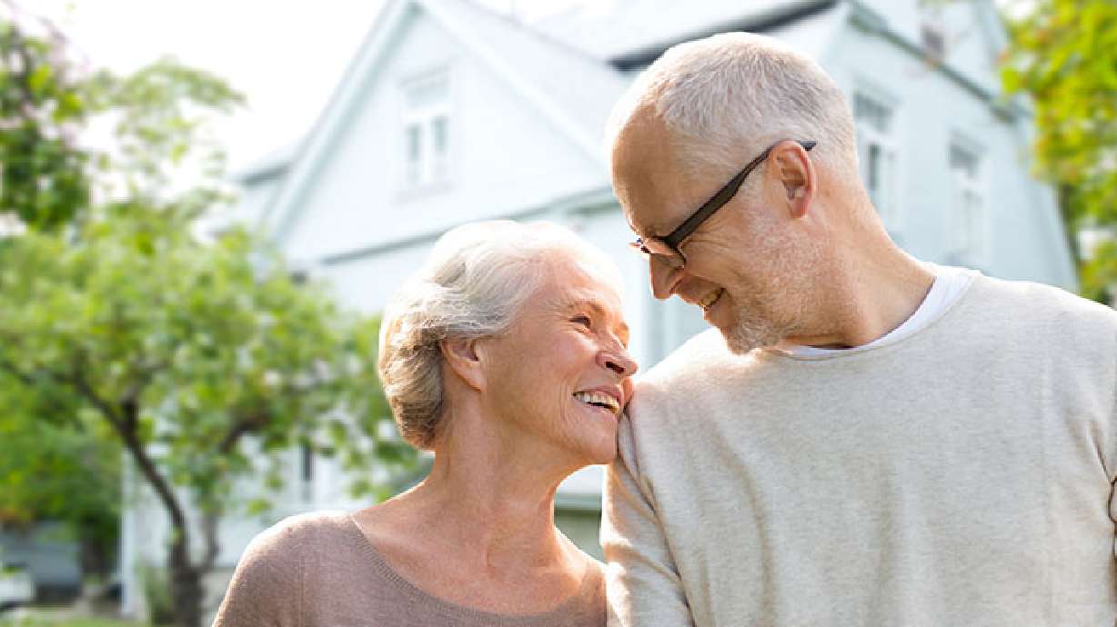 19 Incredible Secrets That Enable Seniors To Save Big