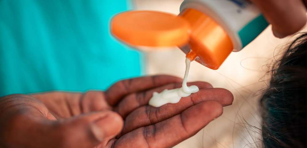 New report finds few sunscreens meet safety standards