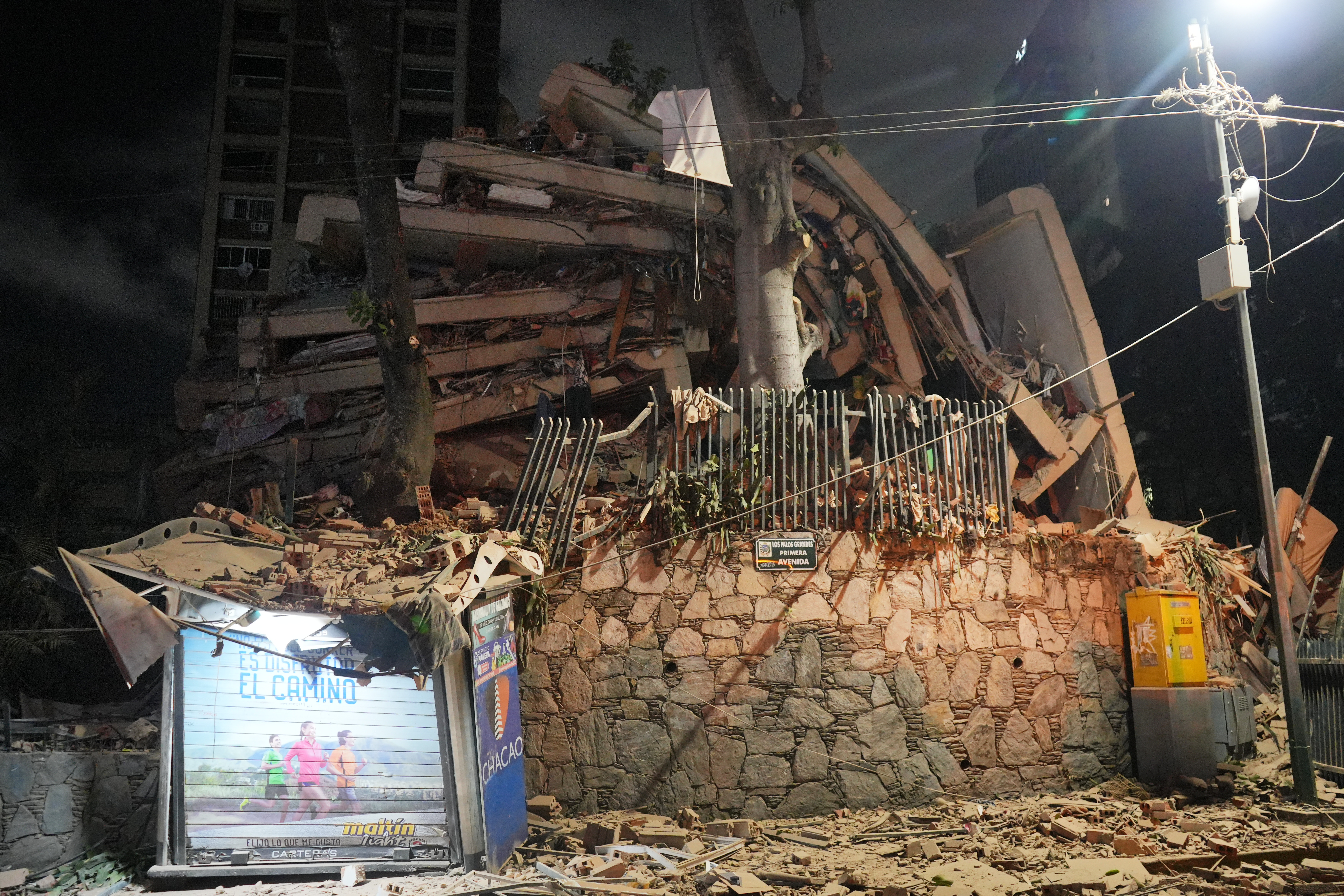 At least 164 dead and 971 injured after powerful quakes rock Venezuela, acting president says