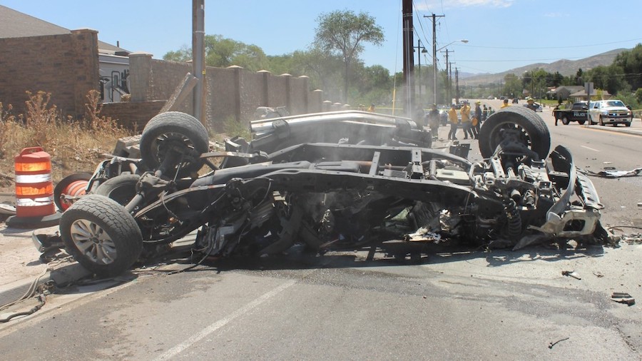 Man Dies After Being Ejected From Truck During Rollover Crash In ...