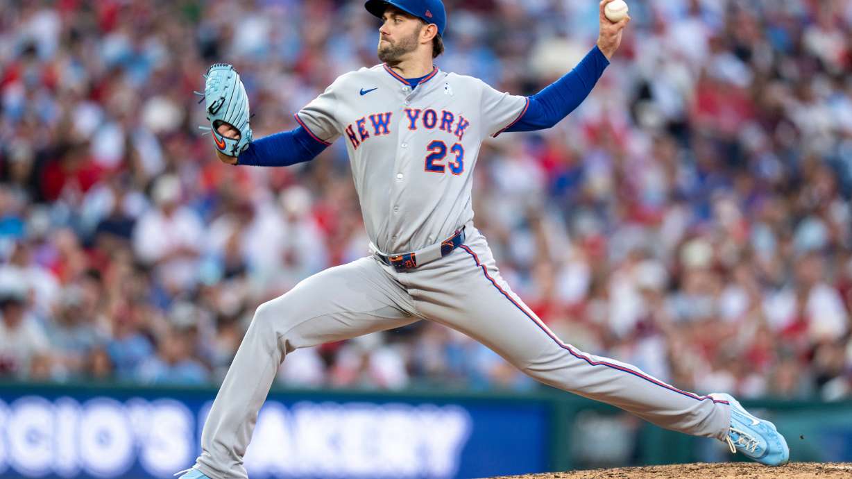 New York Mets relief pitcher David Peterson delivers during the second inning of a baseball game against the Philadelphia Phillies, Sunday, June 21, 2026, in Philadelphia.