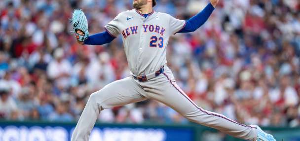 Cubs acquire left-hander David Peterson in a trade with the Mets, AP source says