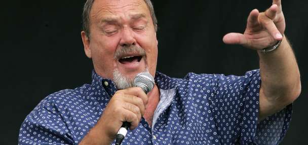 David Clayton-Thomas, powerhouse lead singer of Blood, Sweat & Tears, dead at 84
