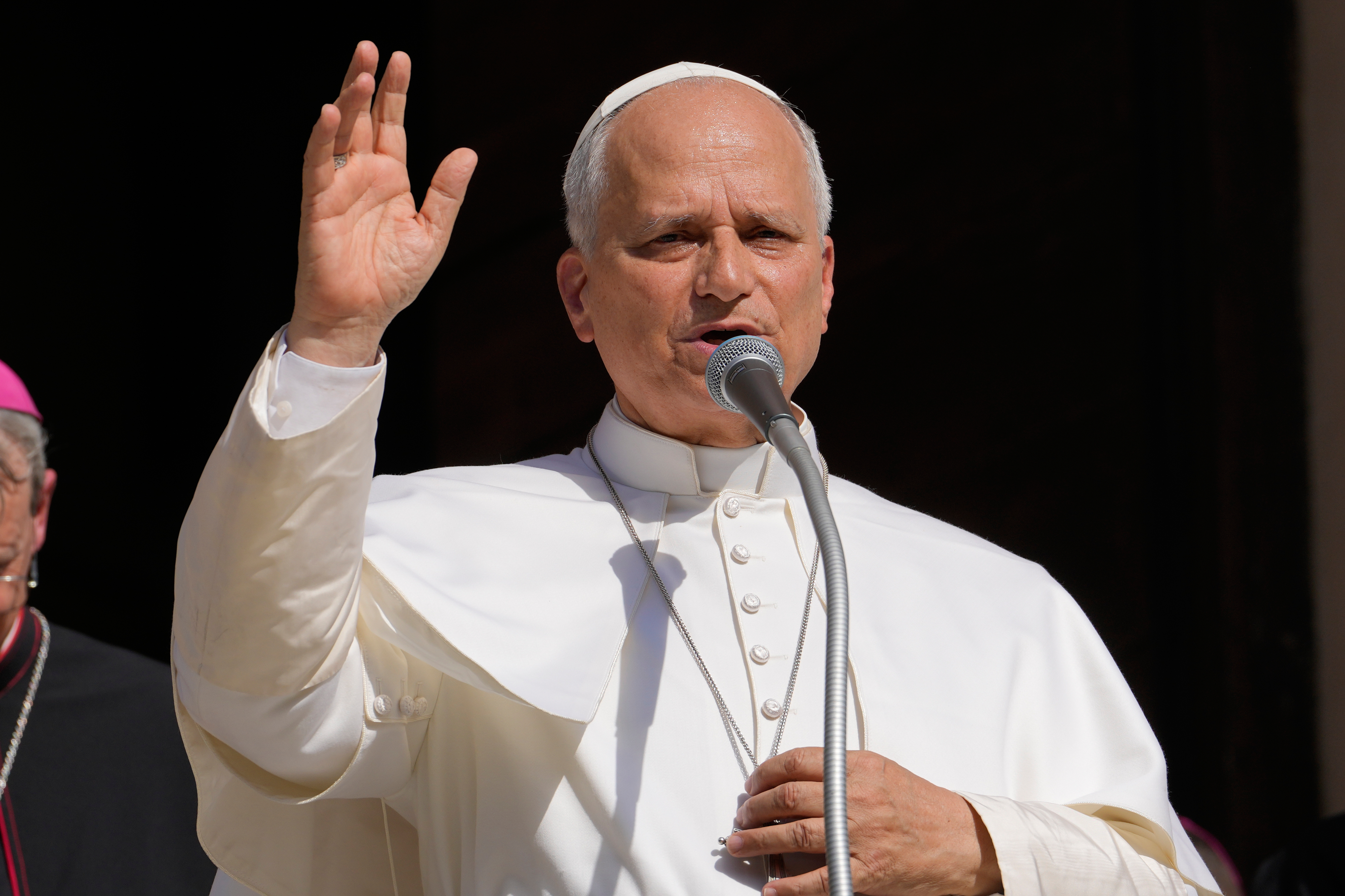 Pope Leo XIV receives World Series baseball from former White Sox catcher A.J. Pierzynski