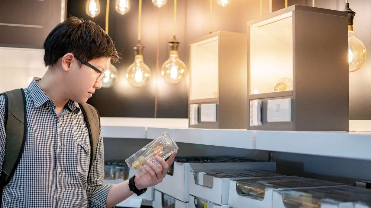 Lumens, Watts, and Kelvin | Watts the Difference Between These Basic Lighting Terminologies?