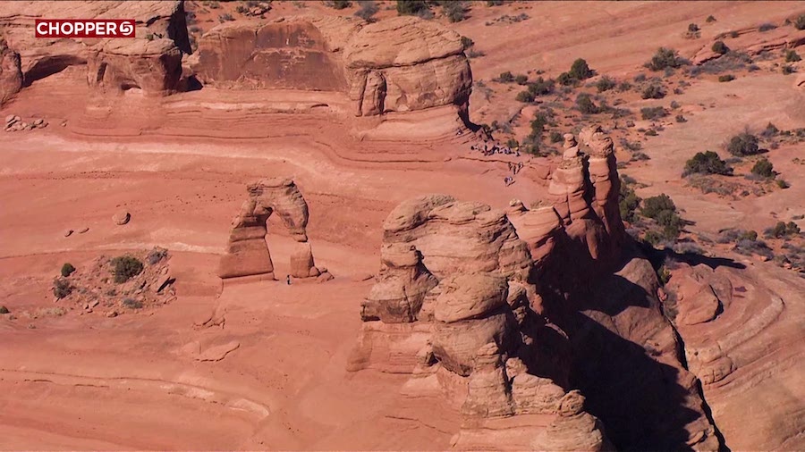 Utah woman dies while hiking Delicate Arch trail near Moab | KSL.com