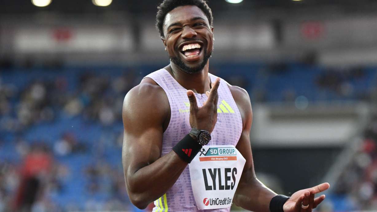 Noah Lyles of United States celebrates after winning the men's 150 meters event at the Golden Spike athletics meeting in Ostrava, Czech Republic, Tuesday, June 16, 2026.