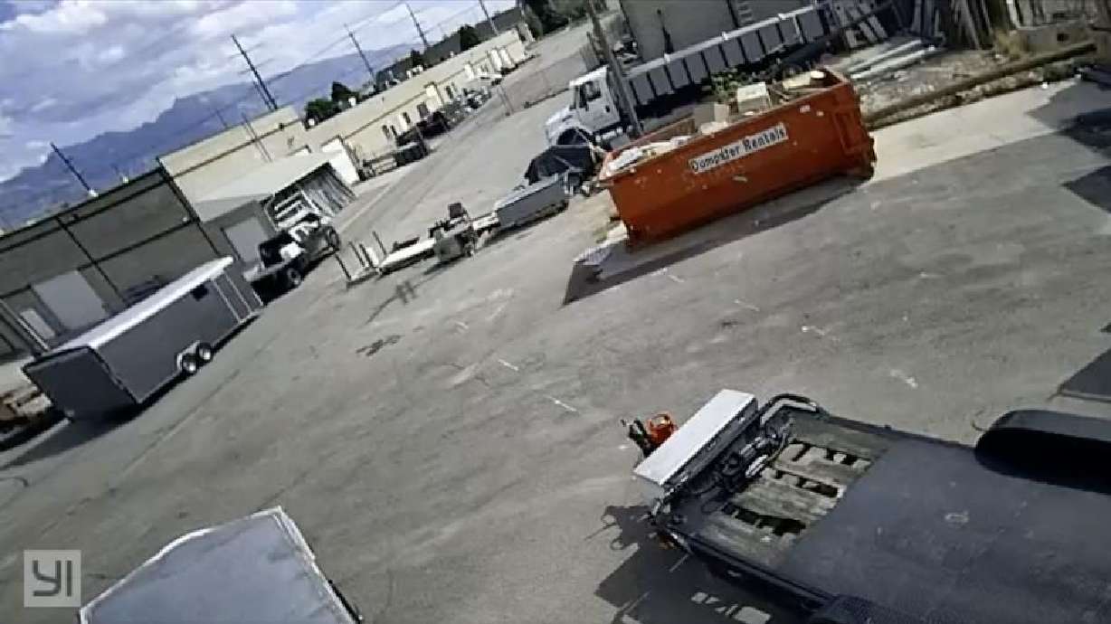 Police searching for people who stole trailer in South Salt Lake