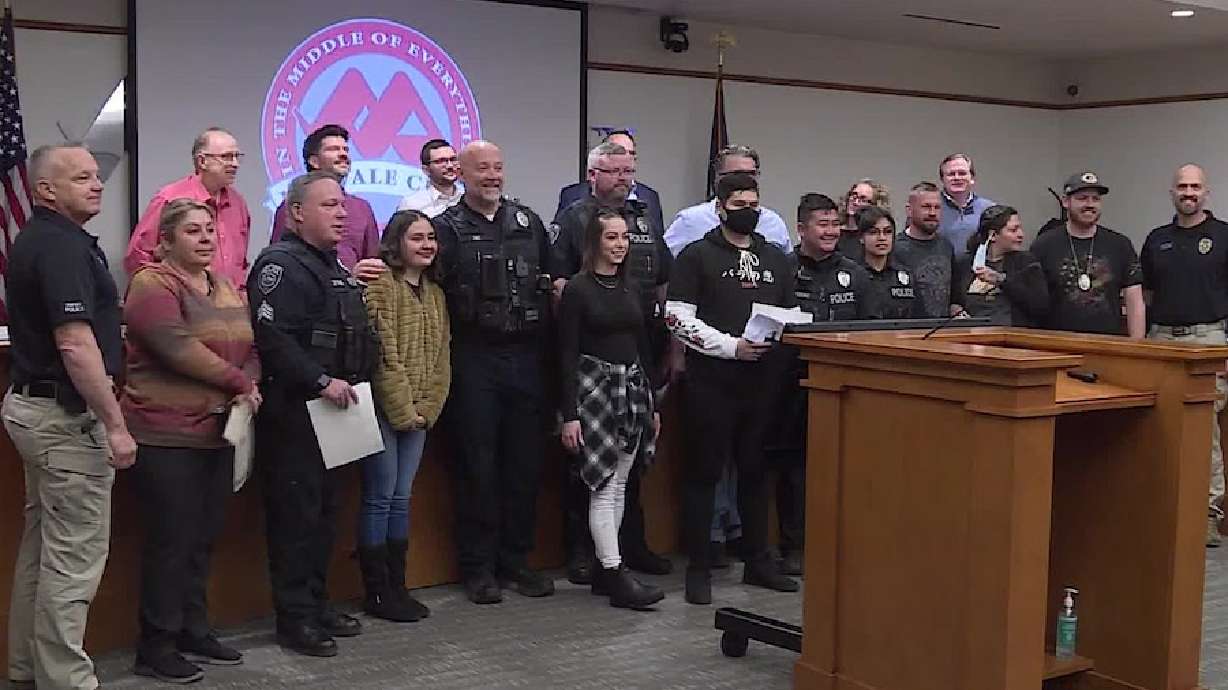 Officers, McDonald's employees recognized for quick actions during gun incident