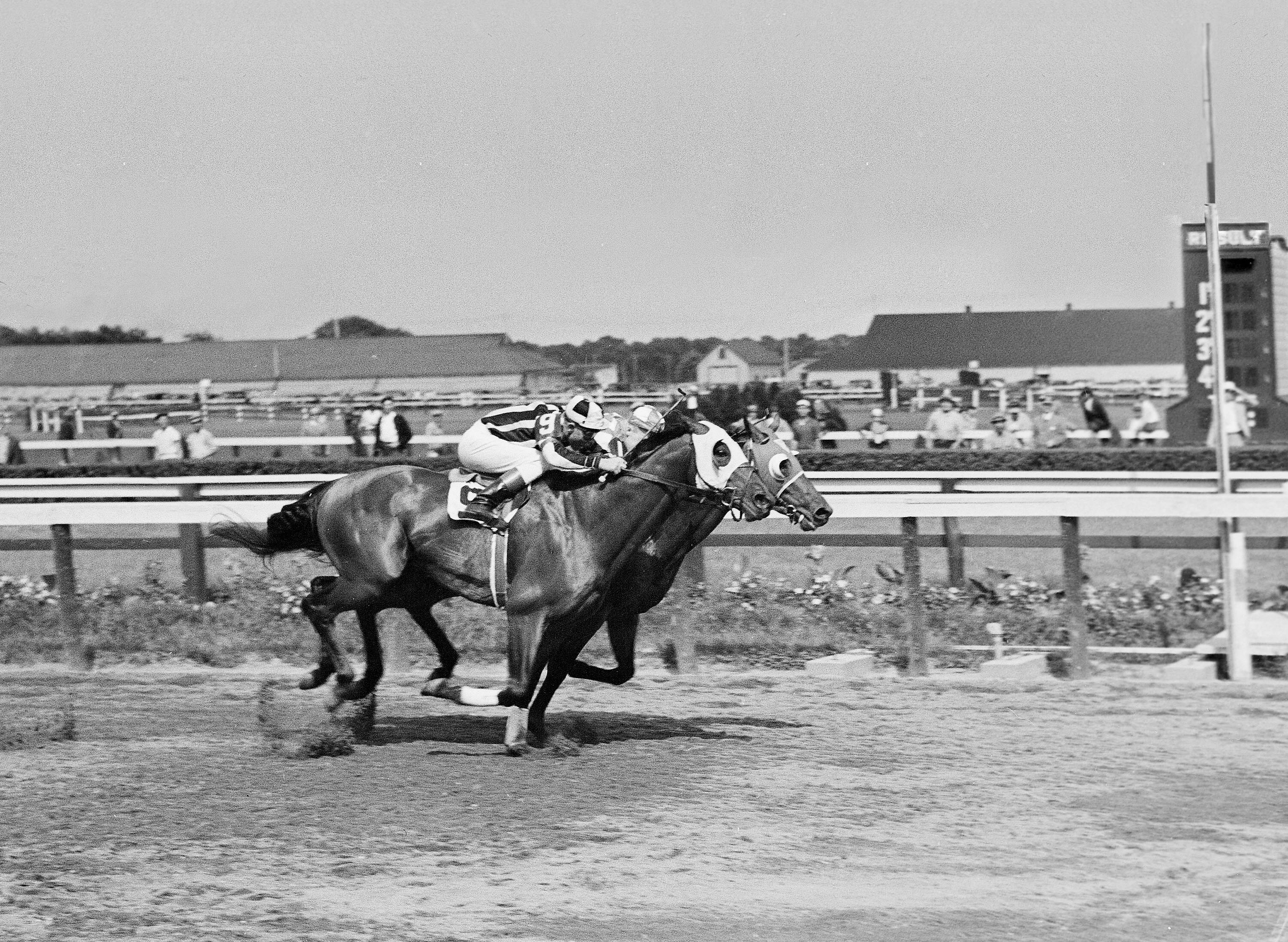Final stretch: NYC's last horse track, Aqueduct, ending live races