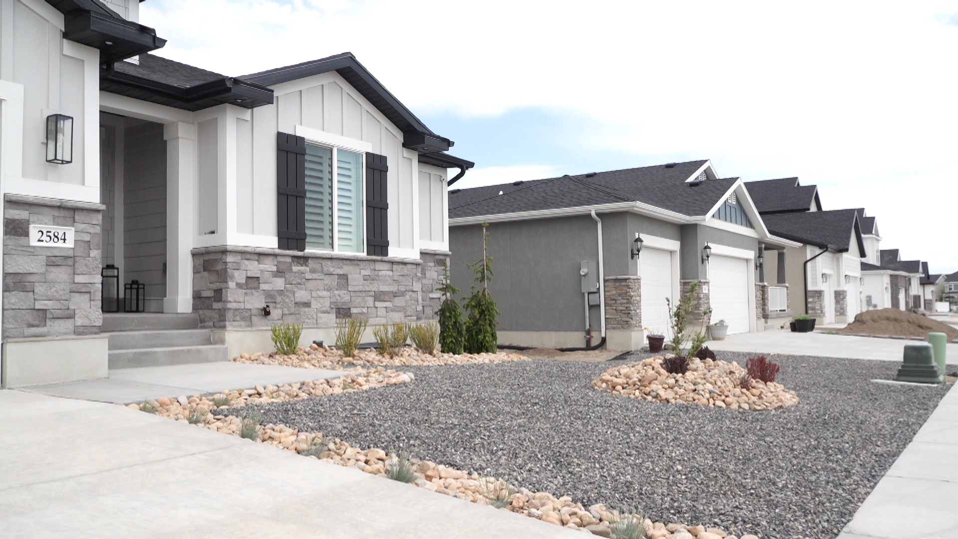 Lehi man ordered to rip out his new xeriscape landscaping by his HOA