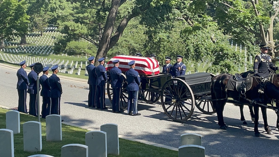 Hero aviator of the Tuskegee Airmen honored at Arlington burial | KSL.com