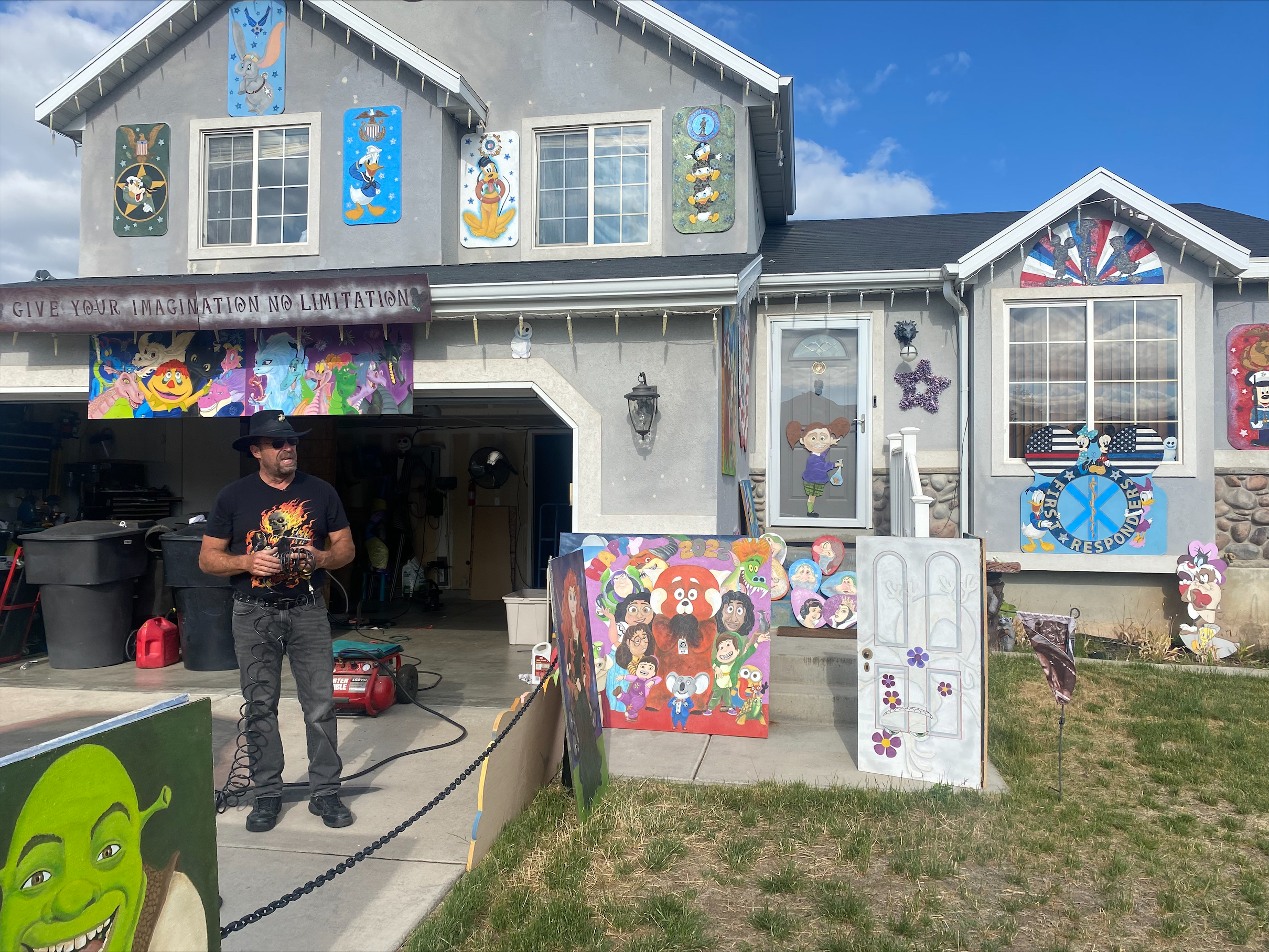 'Ghost Rider of Clinton' brings cheer to neighborhood