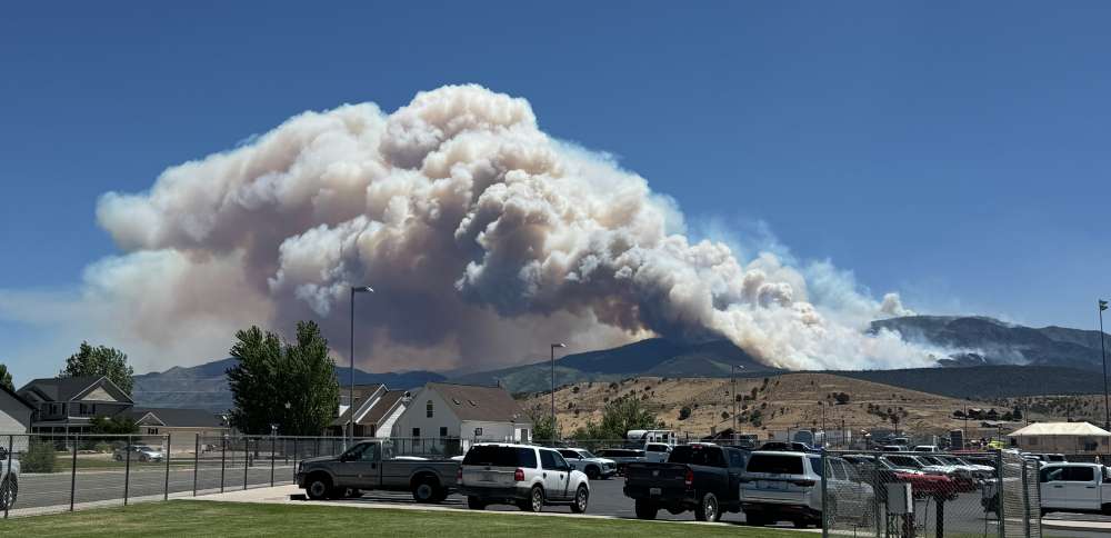 Fires spread across Utah, burning more than 180,000 acres