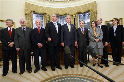 Top Stories of 2007, #9: Utahn wins Nobel Prize