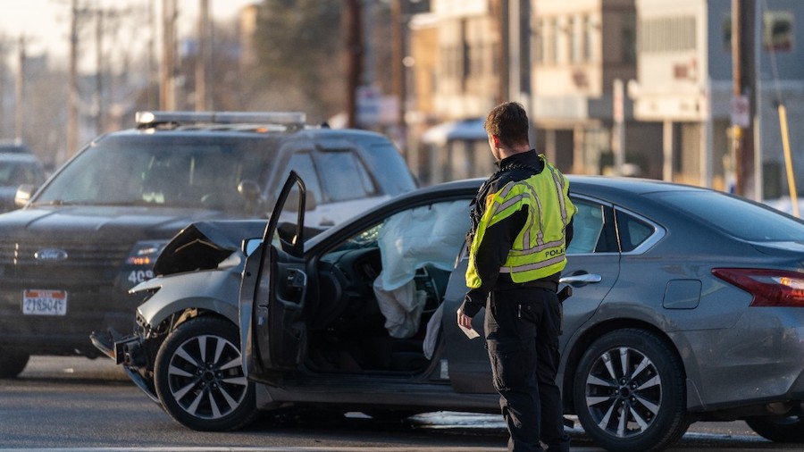3 cars damaged in reckless driving crash; police investigating | KSL.com