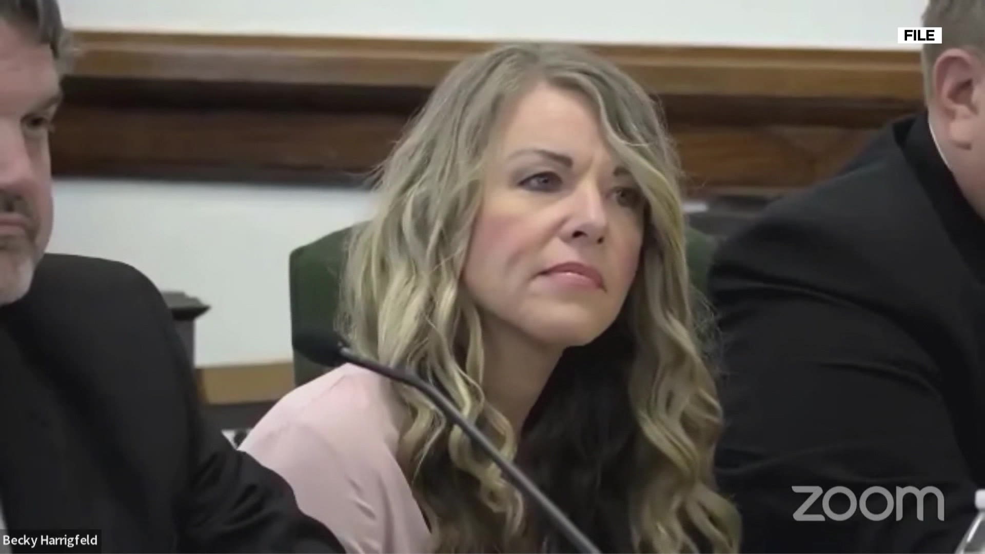 Prosecution, defense rest in Lori Vallow Daybell trial, Lori will not testify