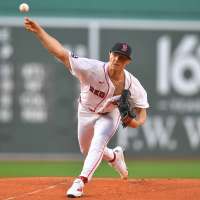 Sonny Gray loses no-hit bid against Yankees in 8th but Red Sox rally in 10th to finish 4-game sweep
