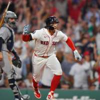 Red Sox rally past Yankees 5-4 in 10 innings to complete 4-game sweep after Gray loses no-hit bid
