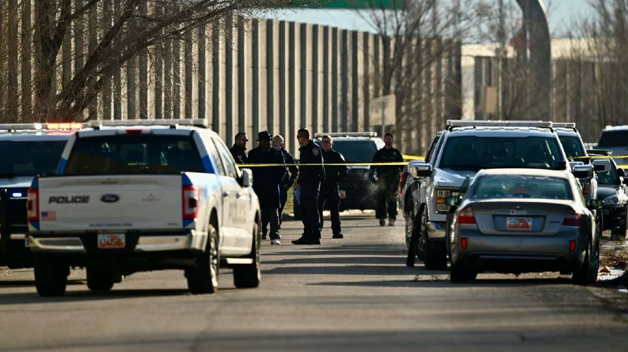 Police Shot Police: Man shot, killed by officers after presenting firearm after ...