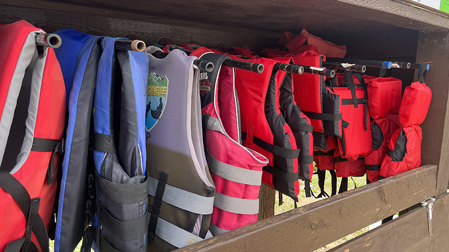 Over 900 loaner life jackets donated to Utah lakes and reservoirs
