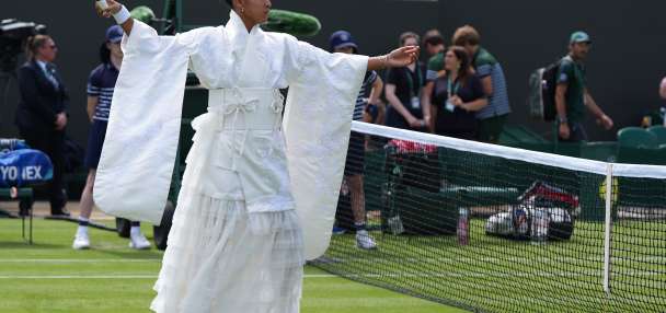 Naomi Osaka wows Wimbledon crowd with kimono inspired by Lucy Liu's character in 'Kill Bill'