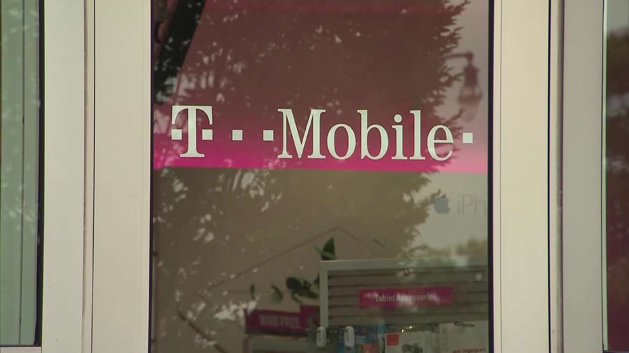 Class action lawsuit alleges T-Mobile broke its price lock guarantee