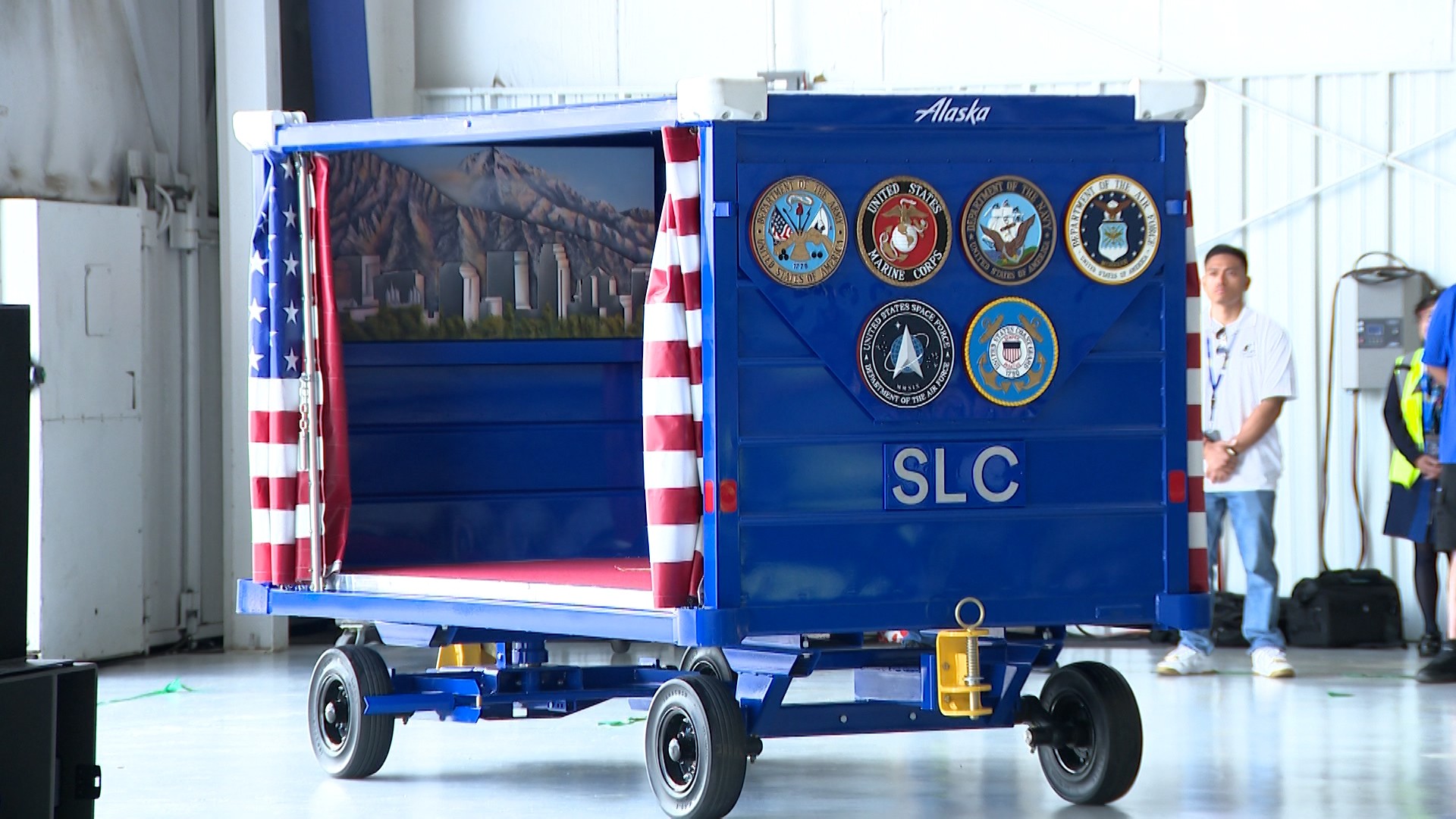 Alaska Airlines unveils Fallen Soldier Cart at Salt Lake City International Airport