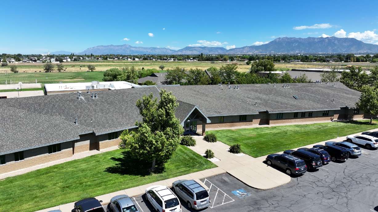 Former resident, advocates push for more oversight of Utah troubled teen industry