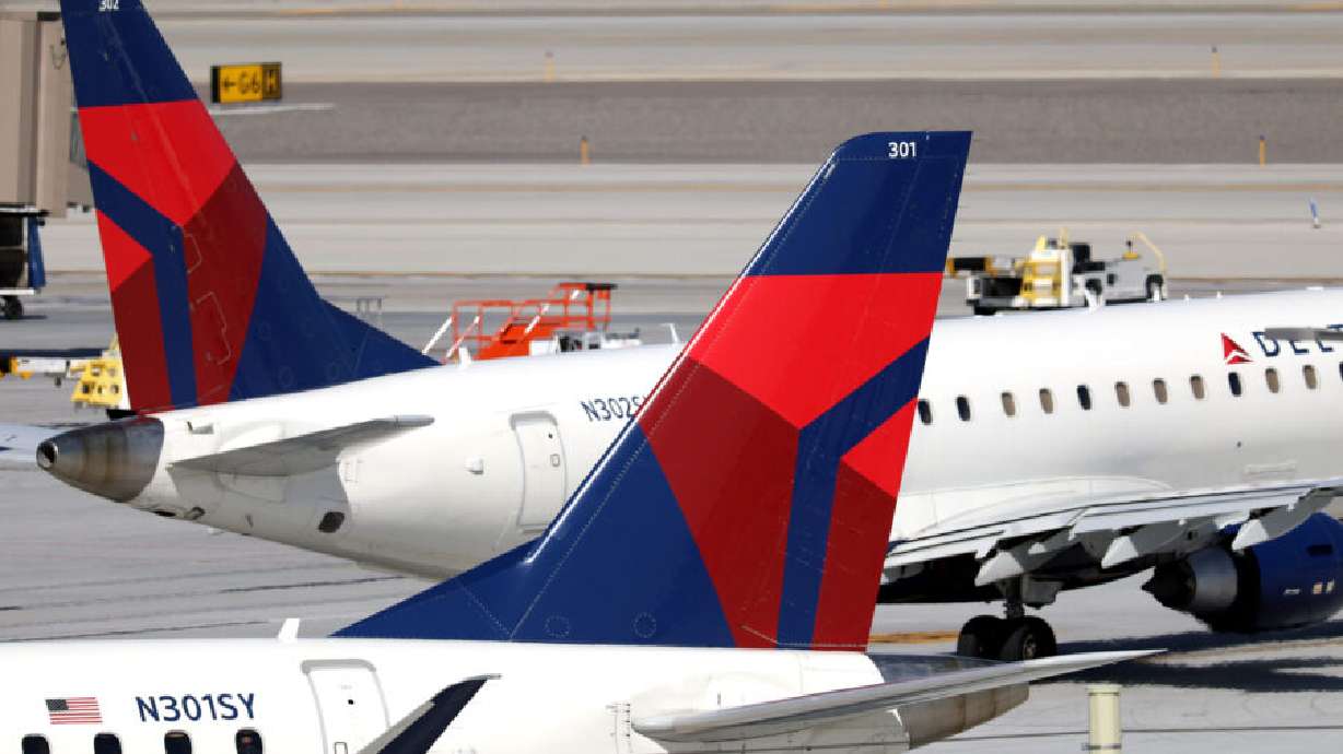 Flight from Salt Lake to Honolulu suffers engine failure, returns to Salt Lake