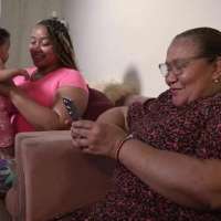 Seniors are spending more time on their phones, AARP says. Why that's a mixed blessing