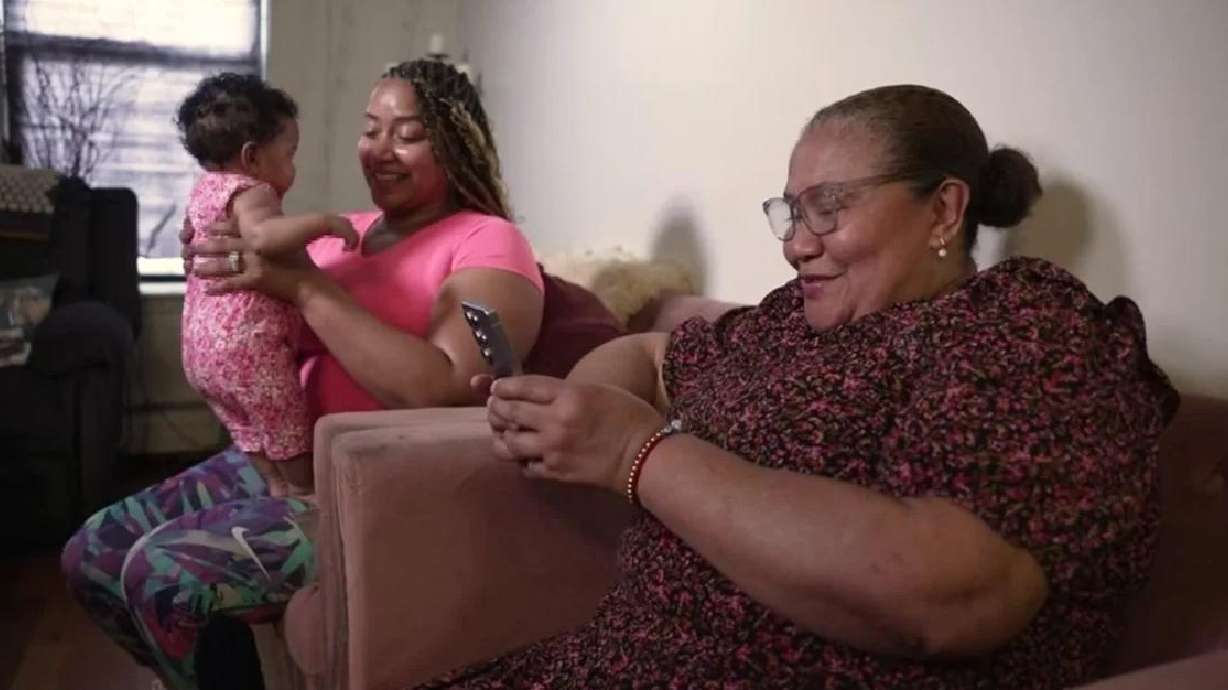 Aida Orellana, a 61-year-old grandmother from Harlem, said she loves her phone. New research shows senior citizens spend more time on their phones.