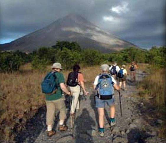 Utah group heads to Costa Rica to help children in need