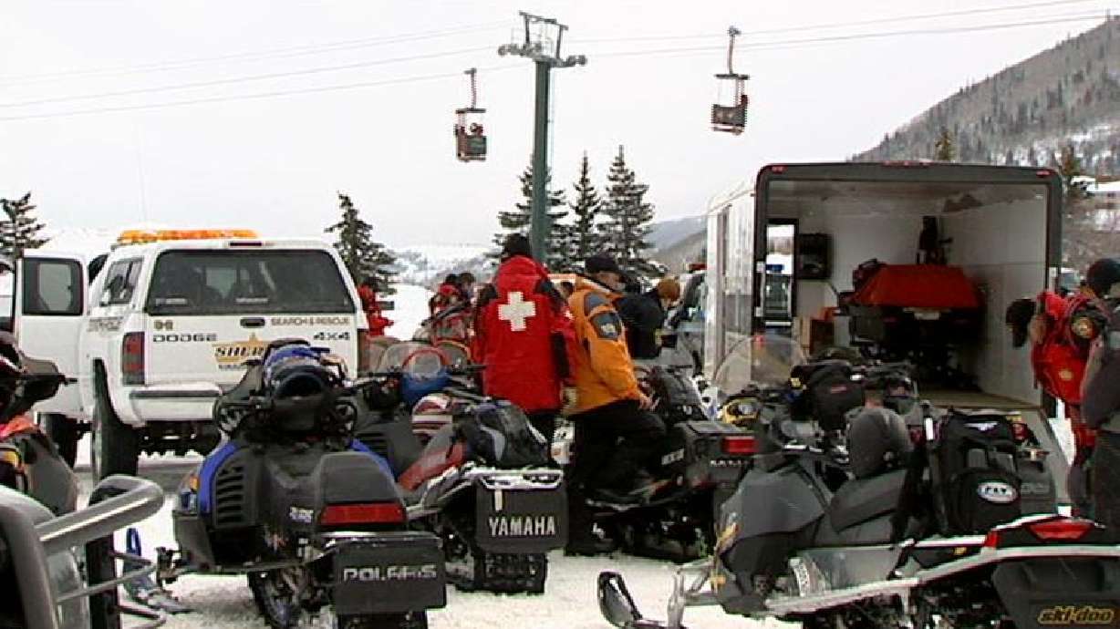 Skier who survived avalanche wakes up, asks 'where's my pass?'