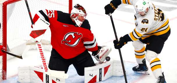 Florida Panthers bring back goaltender Jacob Markstrom in a trade with the Devils