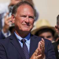 NPR retracts article incorrectly reporting Justice Alito's retirement, citing 'misunderstanding'
