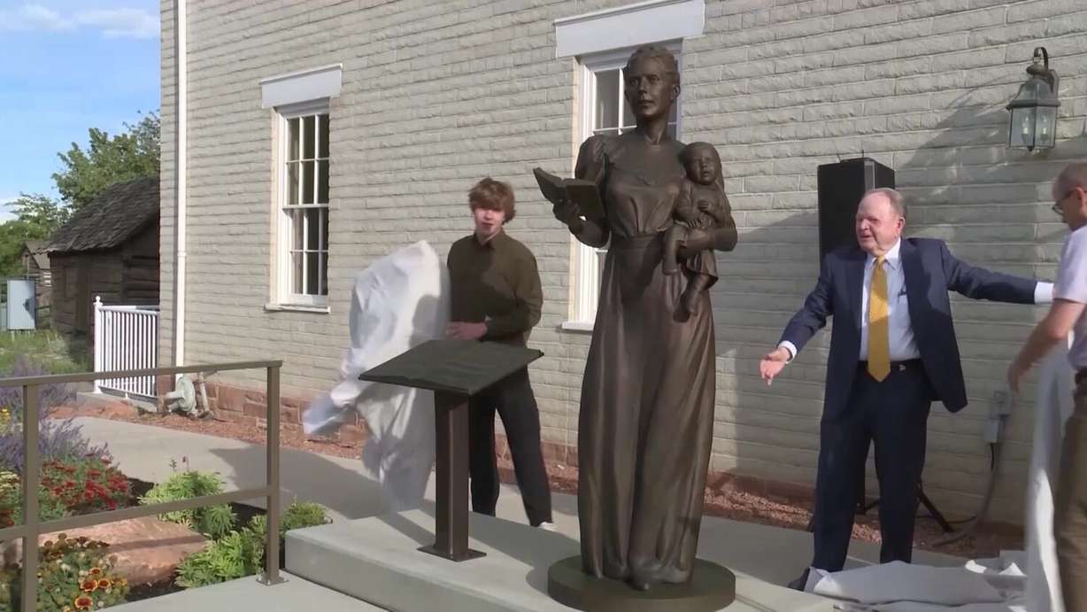 Ellis Ivory revealing the statue of Dr. Ellis Reynolds Shipp in September 2023. (KSL TV)