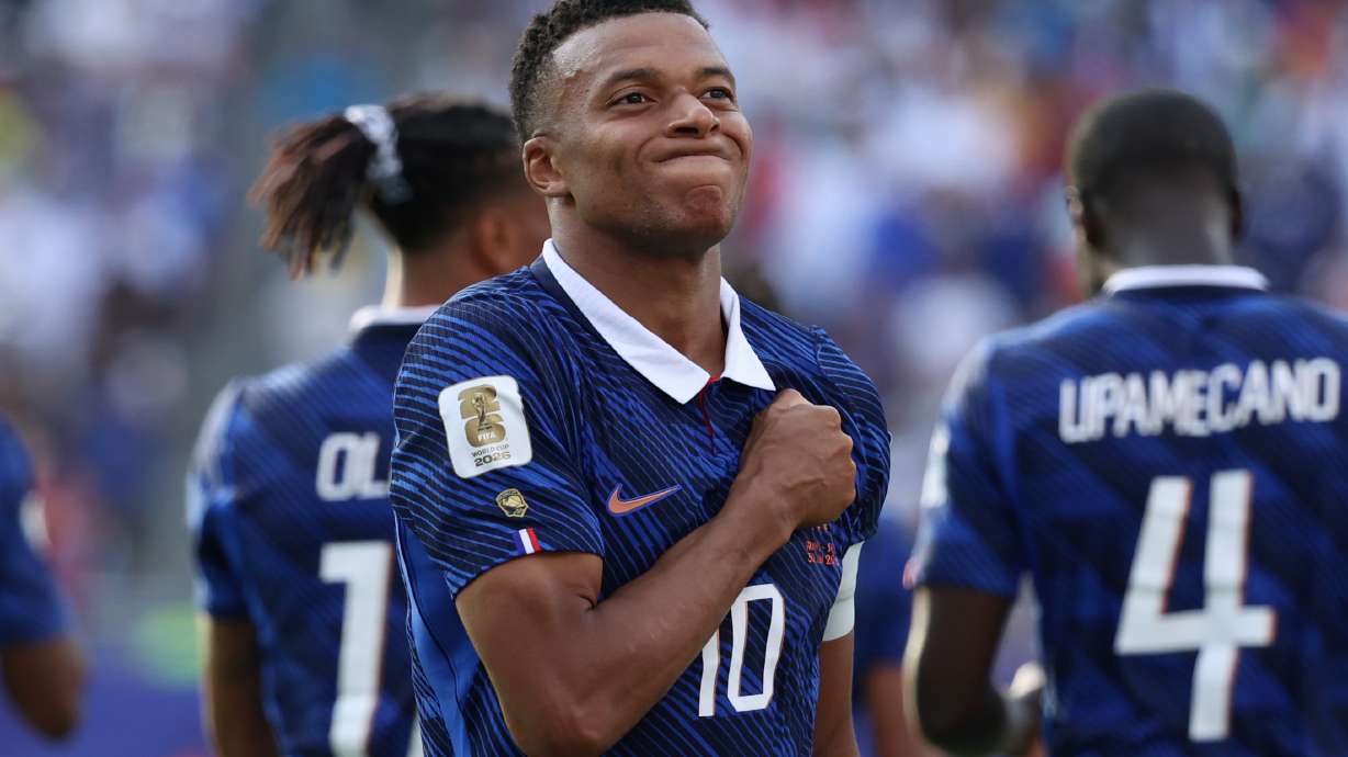 France's Kylian Mbappe (10) celebrates scoring their third goal during the World Cup round of 32 soccer match between France and Sweden in East Rutherford, N.J., near New York, Tuesday, June 30, 2026.