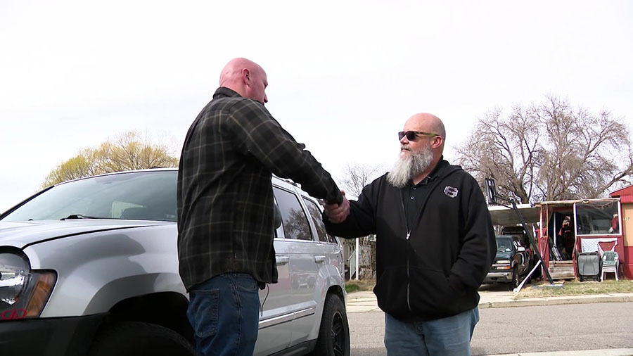 Auto parts store helps road rage victim with 2 new tires after they were shot out