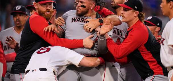 Red Sox 1B Willson Contreras tossed for a 2nd straight game as benches clear against Nationals