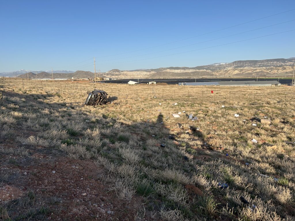 Driver dies after being thrown from rolling vehicle on I-70 in Sevier ...