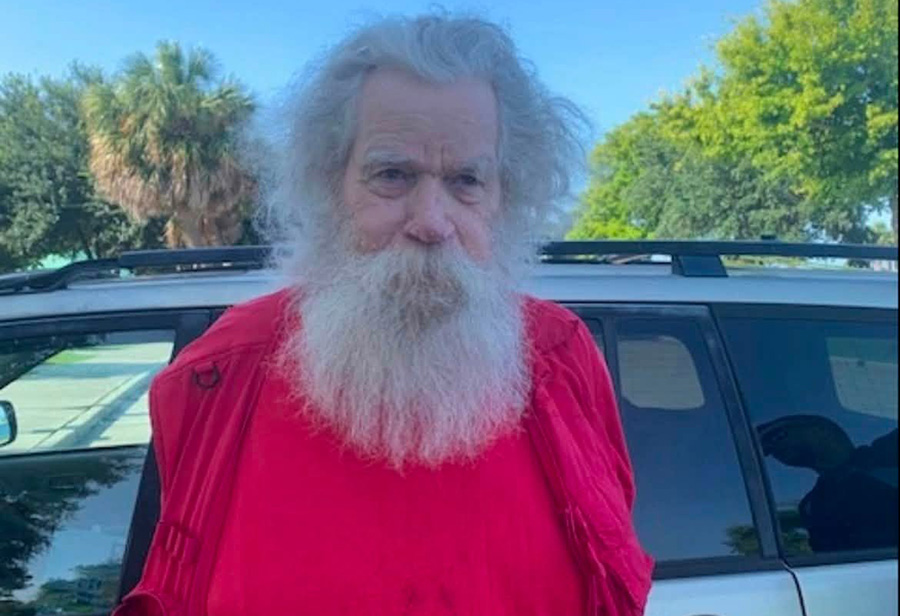 Man legally named 'Santa Claus' arrested in child predator sting