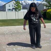 Springville teen writes positive chalk messages to help others dealing with depression