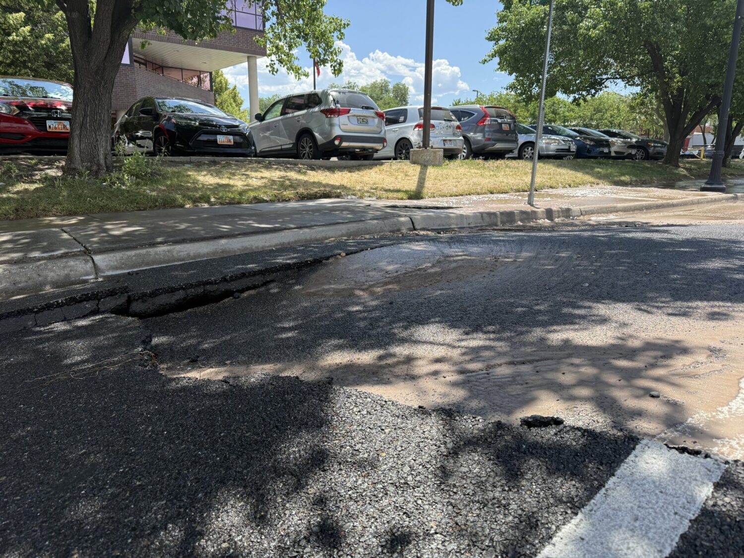 Northbound State Street in Salt Lake City closed due to broken water ...