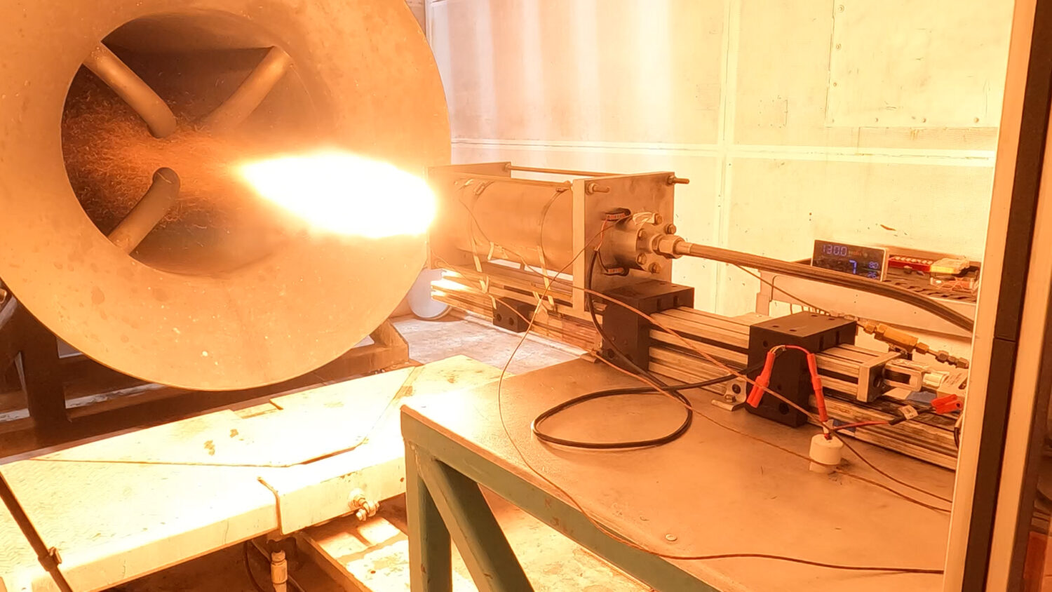 Utah State University researchers develop next generation of moon lander rocket motor