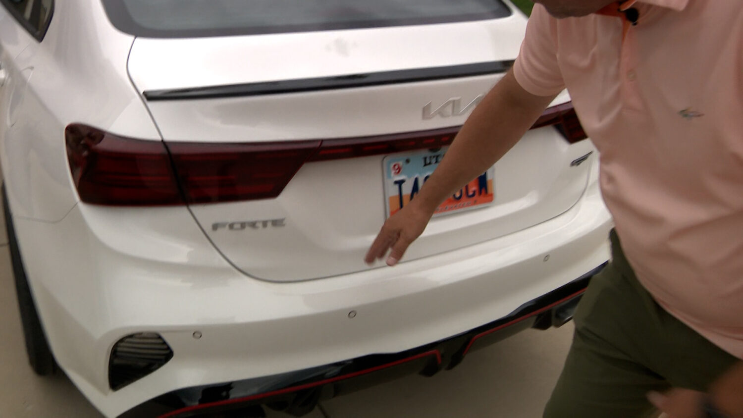 Saratoga Springs man says auto lender wrecked his credit after a crash he wasn't at fault for