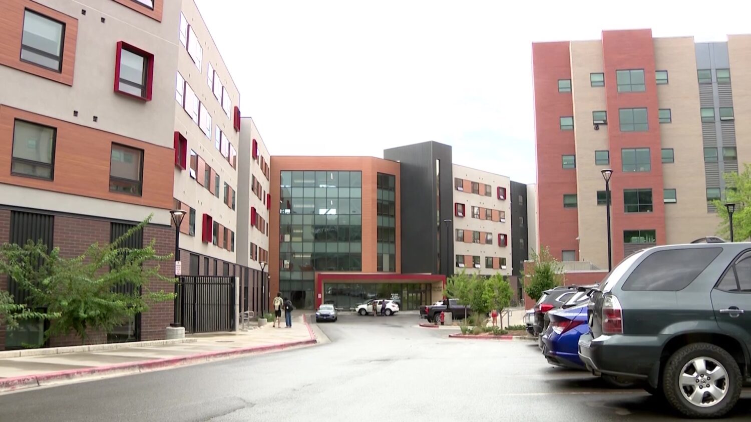 University of Utah adds full-time police officer to Kahlert Village in new safety initiative